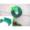 Zelený ABS plastový ručník držák na hadici určený k montáži na zeď zajistí pohodlné smotání a uskladnění až 60 m hadice. Vruty nejsou součástí balení.